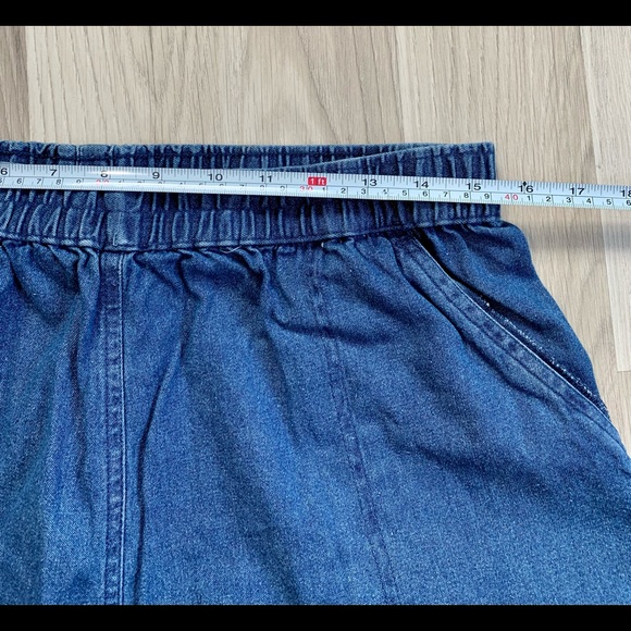 90s K.T. Sport Butterfly Embroidered Jean Shorts - Picture 7 of 8